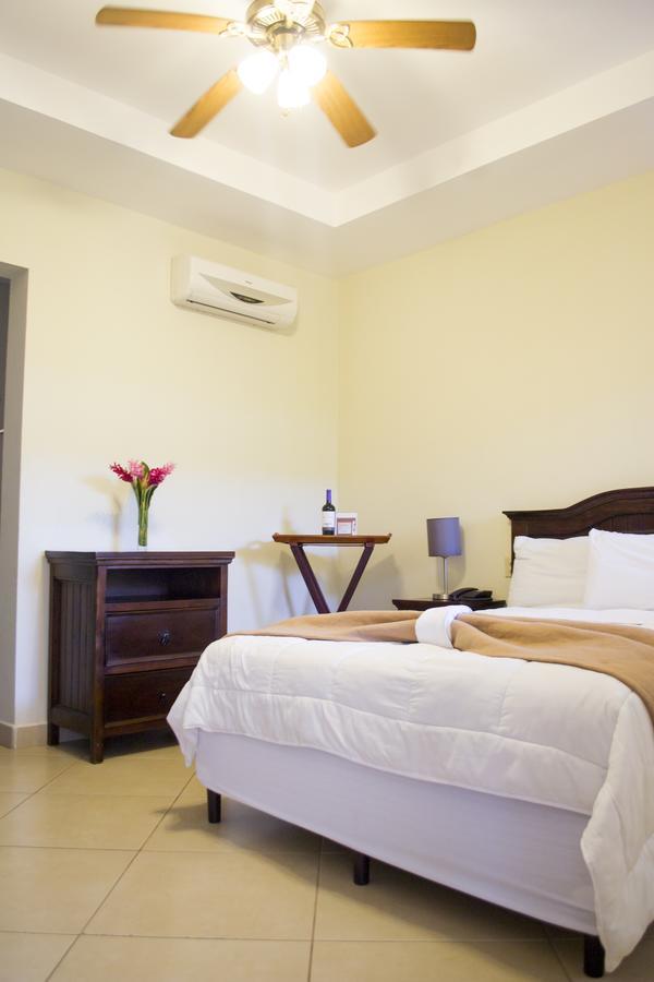 צ'יננדגה Farallones Hotel מראה חיצוני תמונה