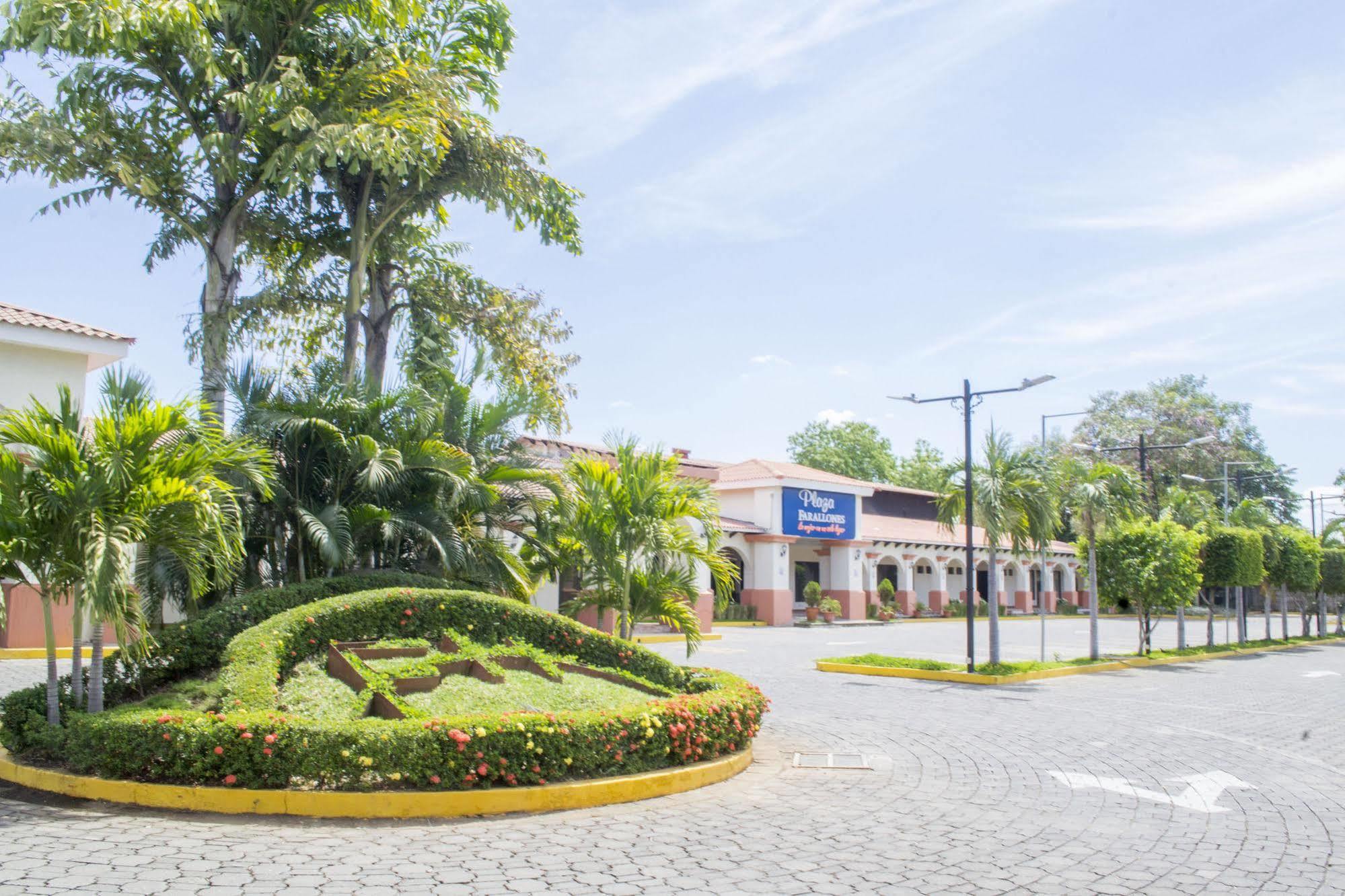 צ'יננדגה Farallones Hotel מראה חיצוני תמונה