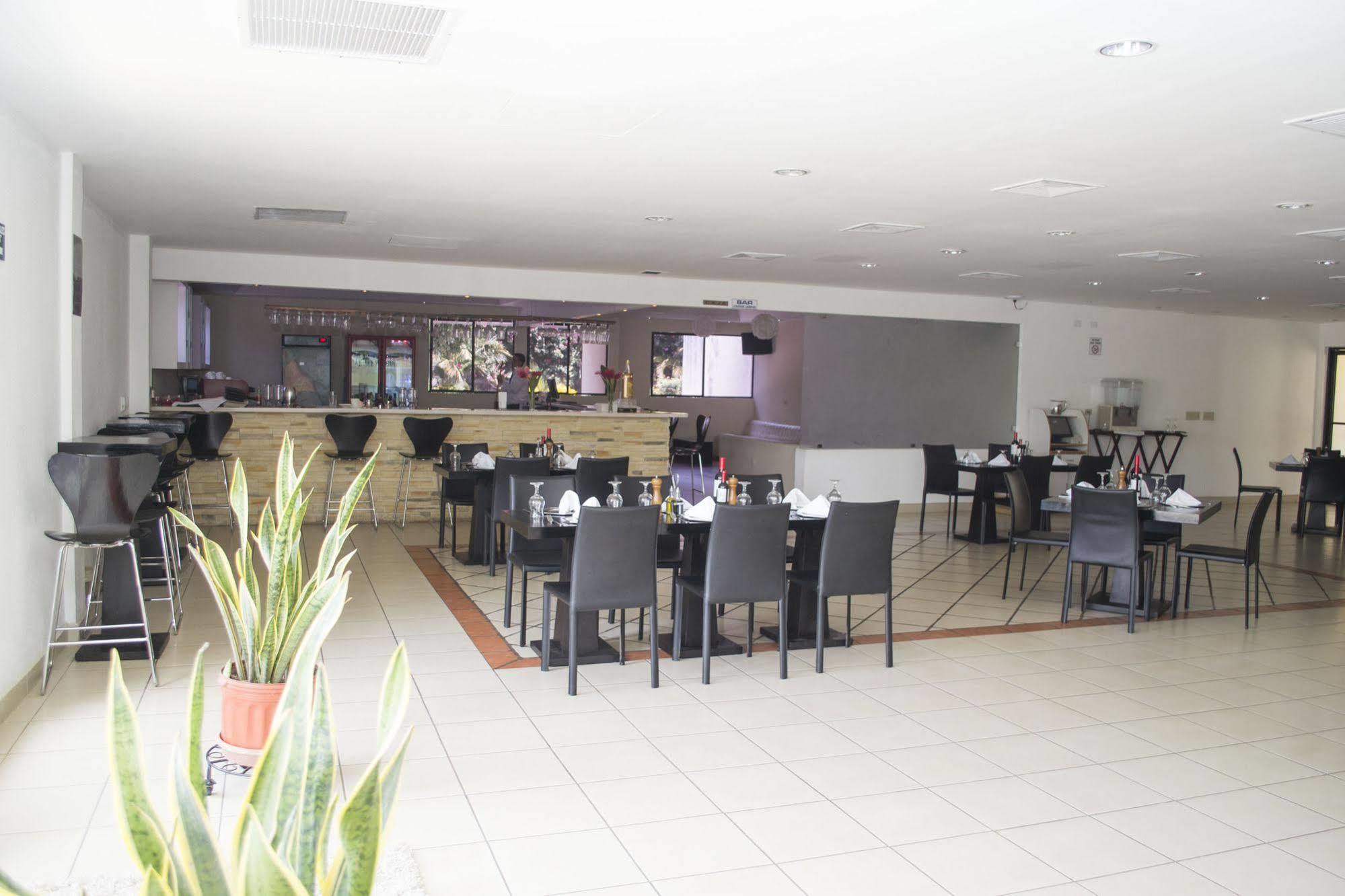 צ'יננדגה Farallones Hotel מראה חיצוני תמונה